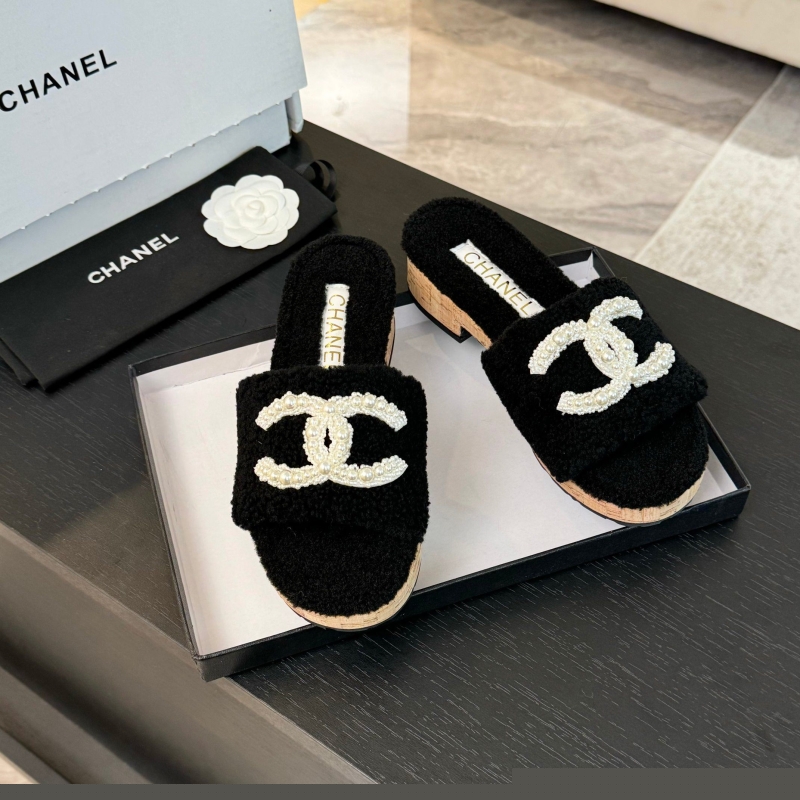 Ch*el slippers